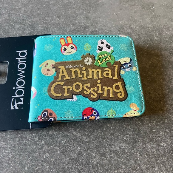 Brand new Animal Crossing wallet - Picture 1 of 4
